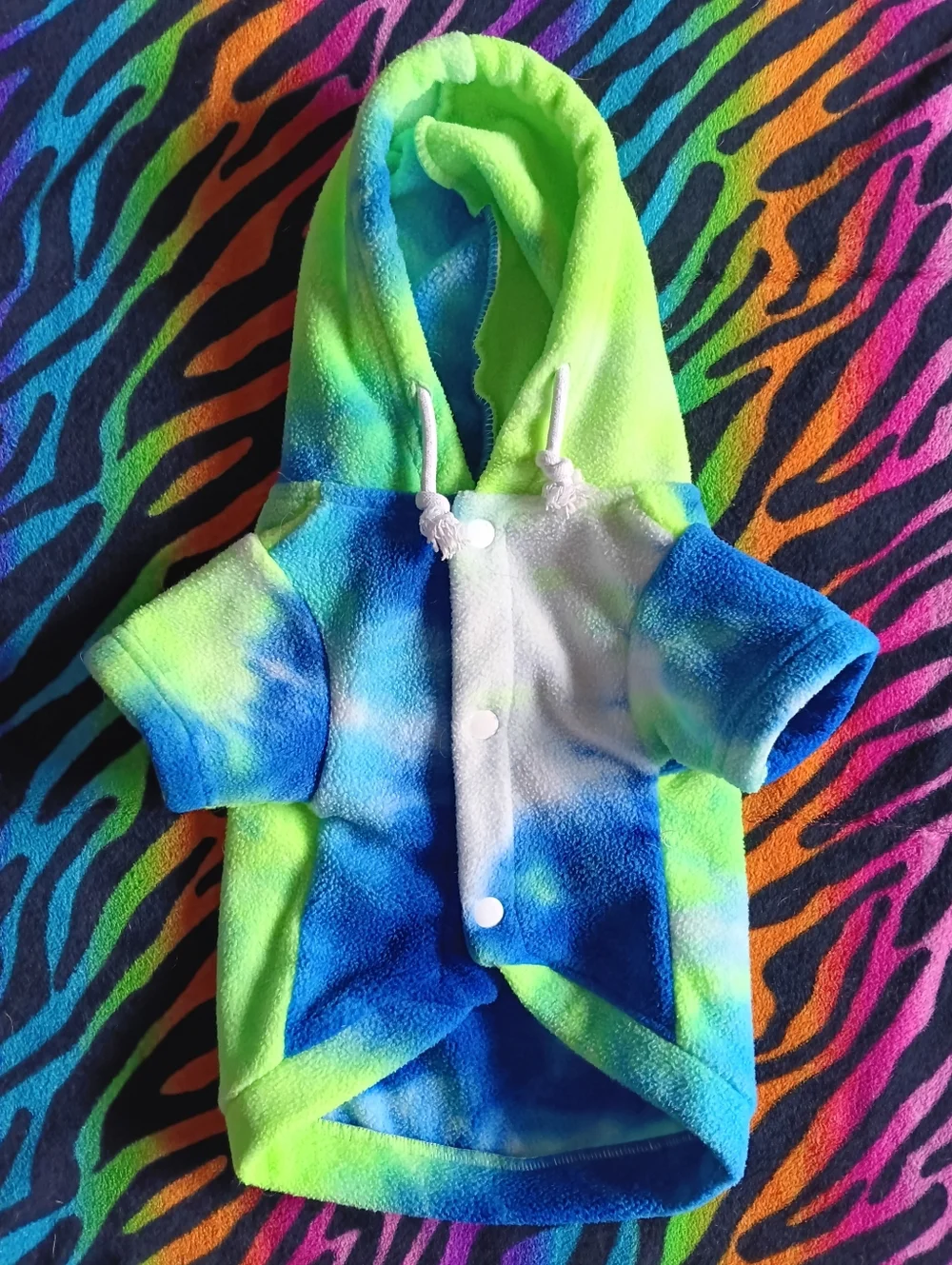 💙💚 Tie Dye Neon Dog Hoodie Sweater Button Up Faux Fleece Small Blue Green